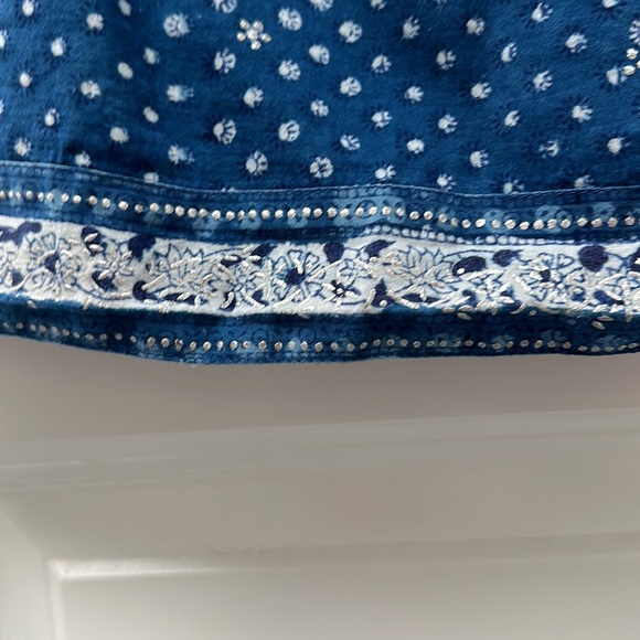 Hand block printed blouse - Picture 3 of 4